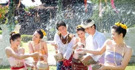 Khám phá điểm đặc sắc của lễ hội té nước Thái Lan
