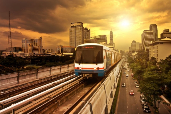 Phương tiện đi lại tại Bangkok rất thuận tiện và phủ rộng trên toàn thành phố