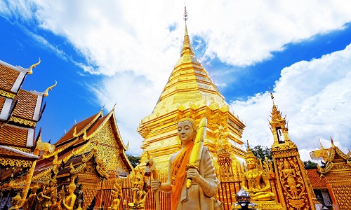 Bạn nên đi thăm địa điểm nổi tiếng nhất trong Thái Lan đó là Chiang Mai