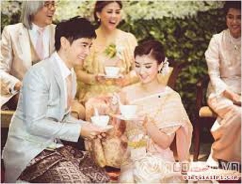 Tục  lệ cưới xin của người Thái Lan