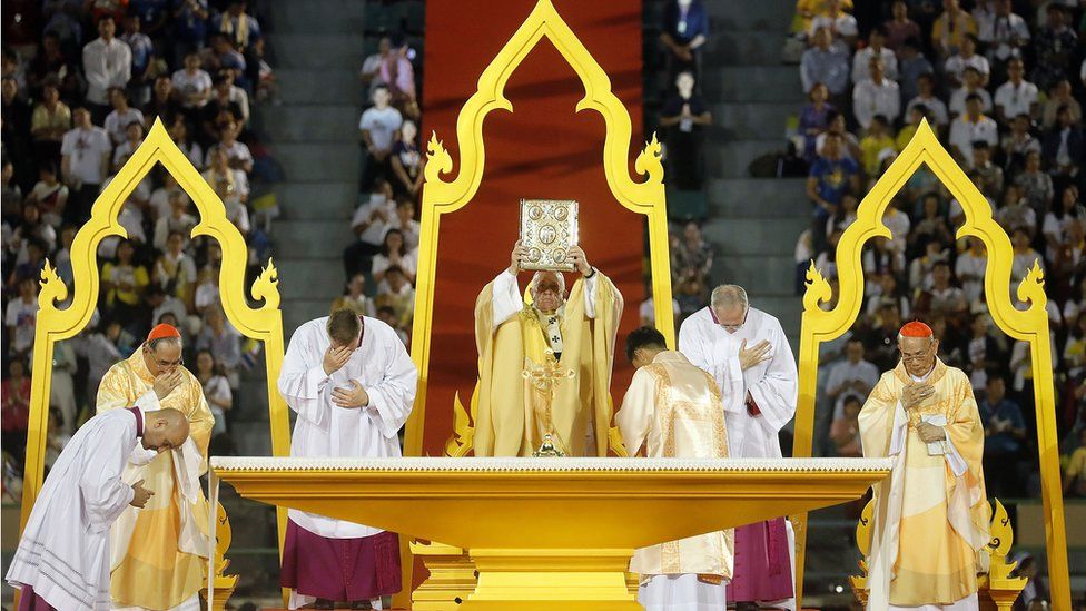 POPE TO THAILAND 01