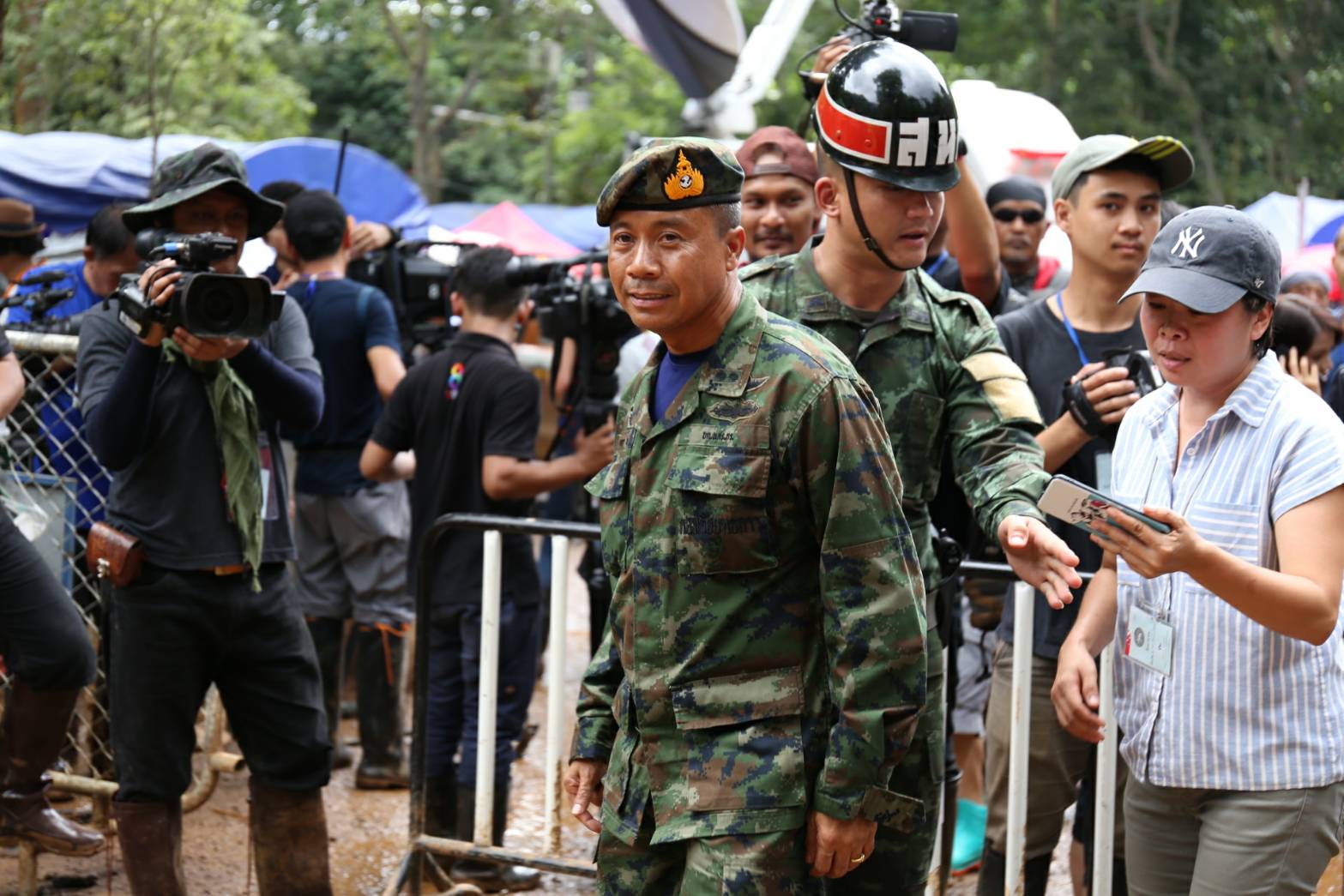 Tướng Apakon Yukhongkeo – Chỉ huy đội Navy SEAL Thái